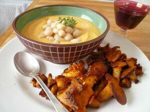Breton pumpkin soup with cocos